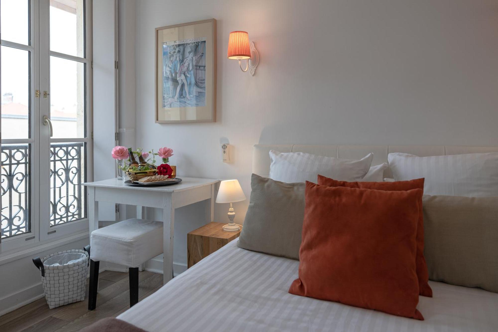 Hotel & Espace Bien-Etre La Maison Du Lierre Biarritz Exteriör bild